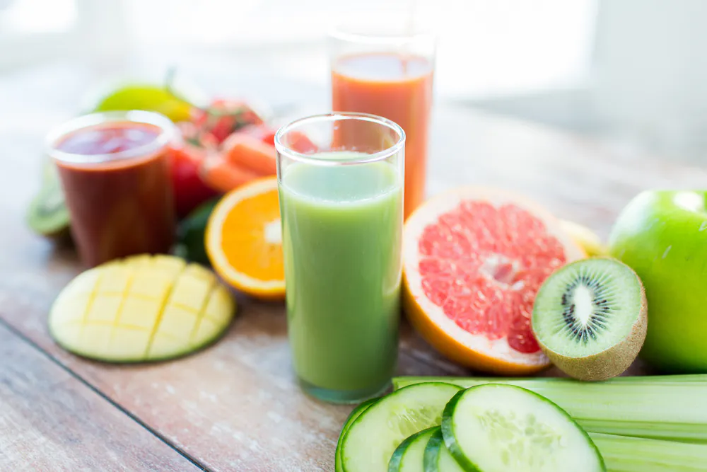 sucuri de fructe si legume pentru detoxifiere)