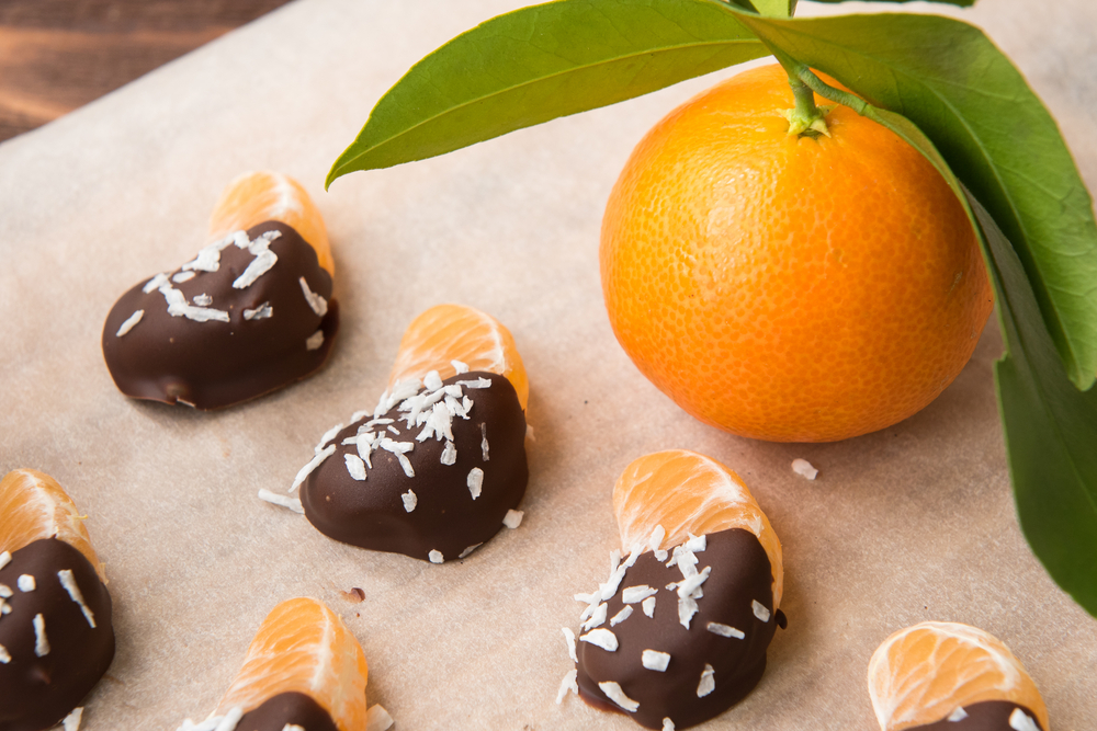 idei-gustari-calorii-putine-mandarina-ciocolata